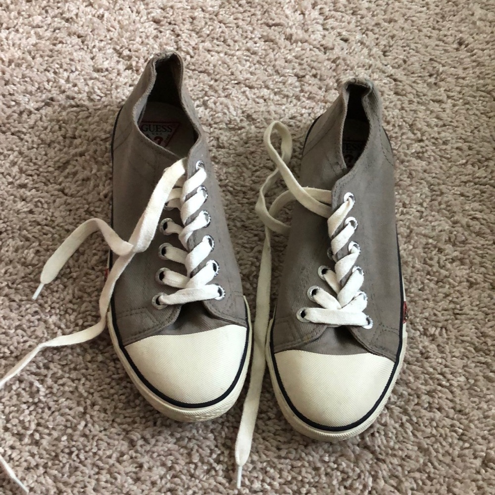 Guess tennis shoes